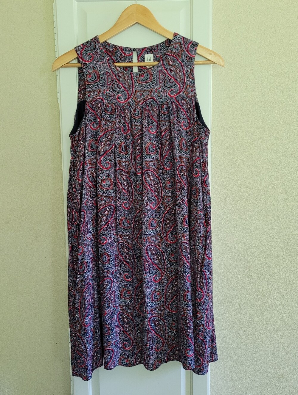 Gap Blue & Pink Sleeveless Paisley Print Shift Dress Size Small